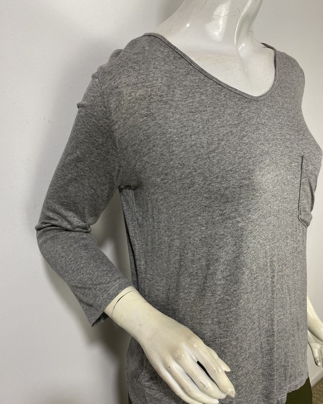 Blusa cinza manga longa em malha - Tam M - Imagem 8