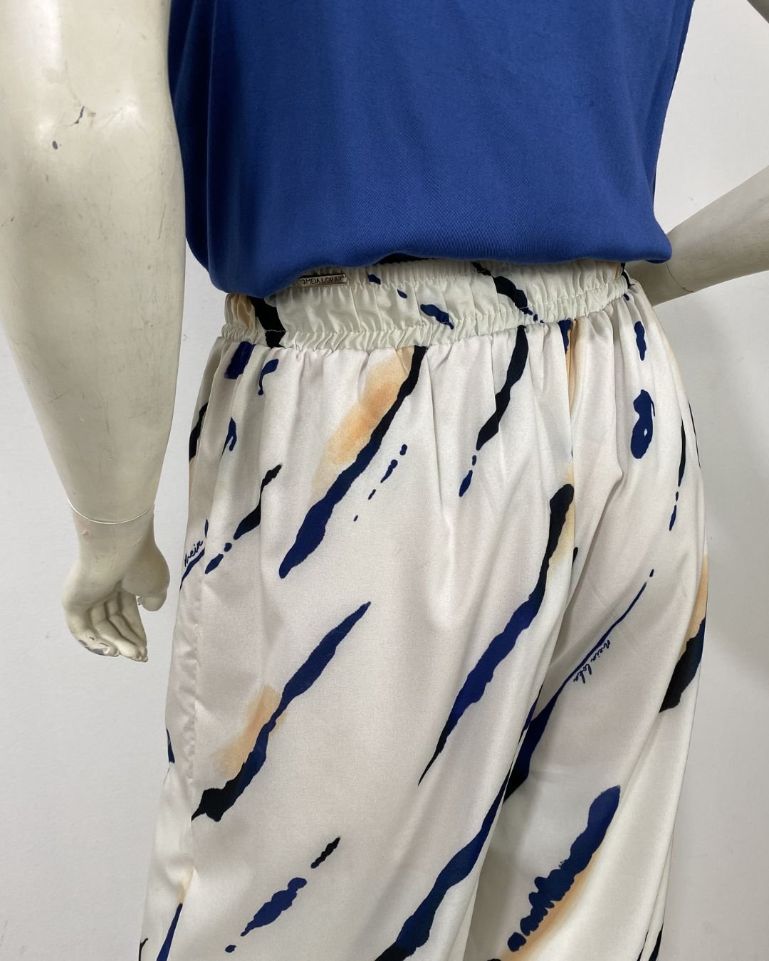 Calça pantalona estampada cós elástico - Tam 40 - Imagem 6
