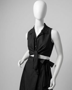 Cropped preto amarração seda - Tam M