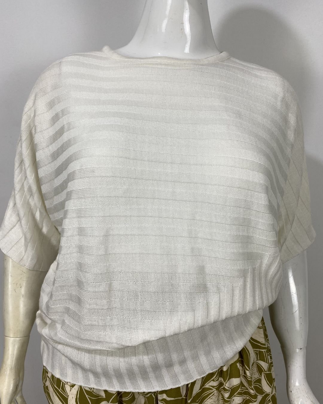 Blusa trico off-white - Tam M - Imagem 3