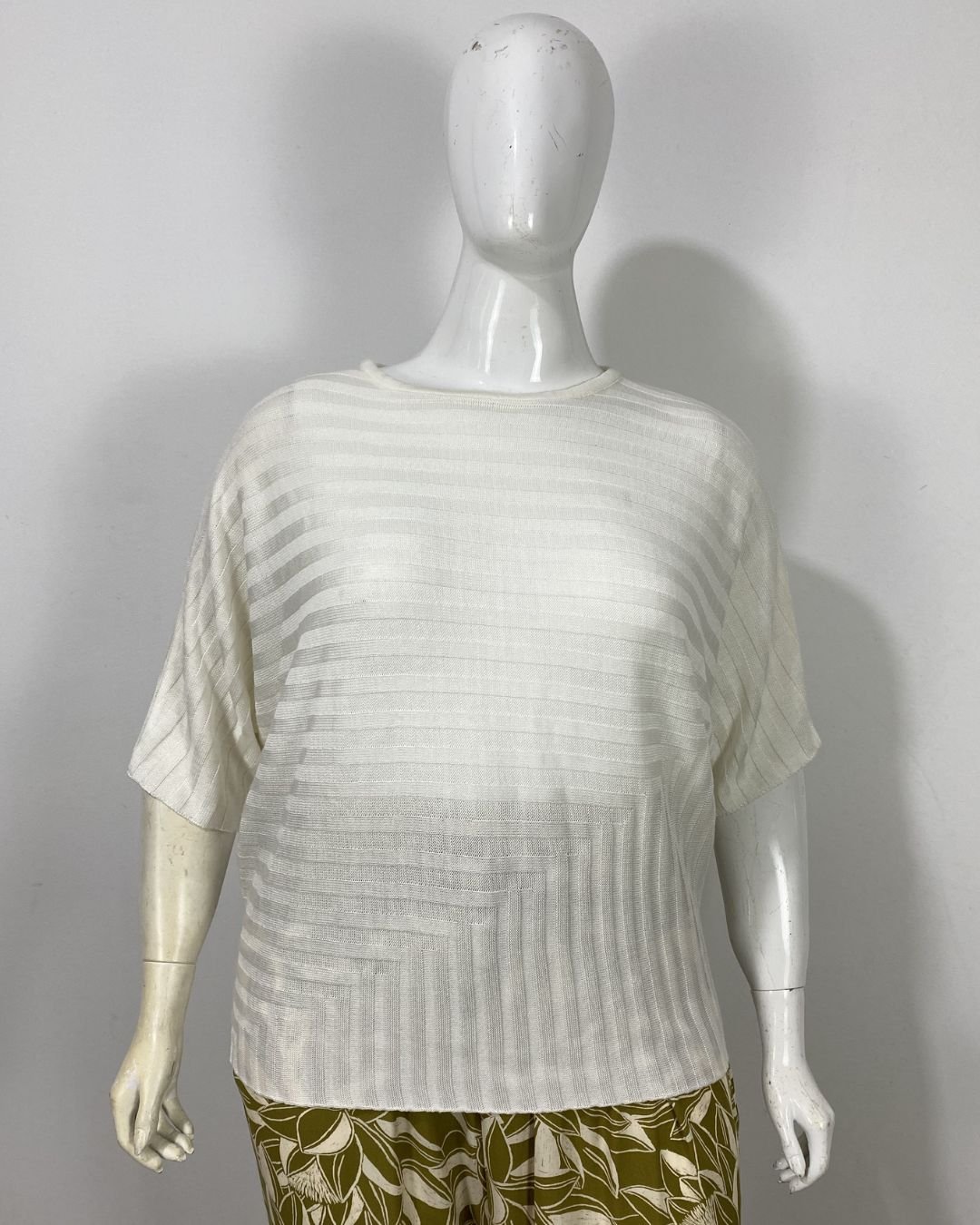 Blusa trico off-white - Tam M - Imagem 5