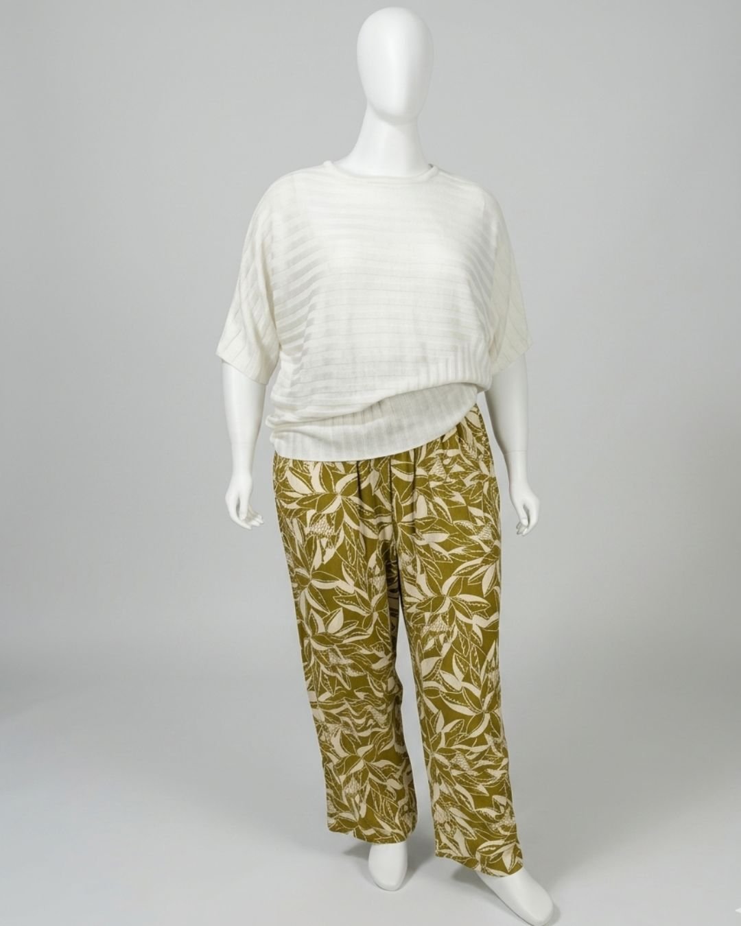 Blusa trico off-white - Tam M - Imagem 11