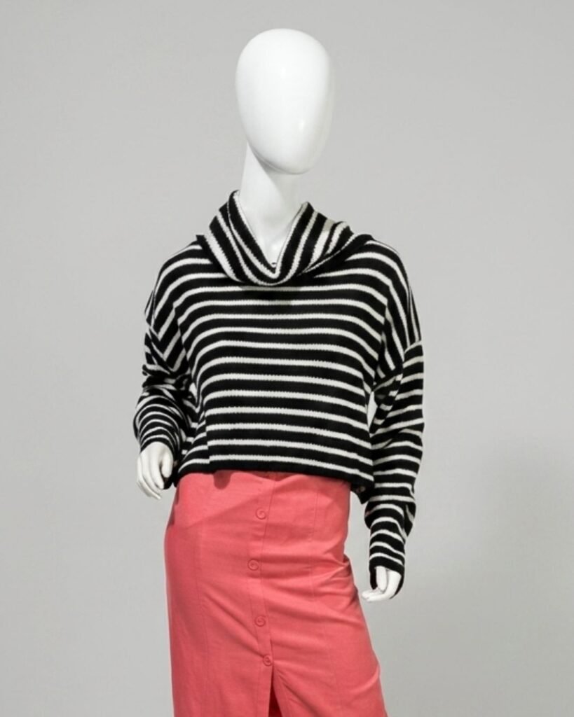 Blusa suéter em tricô listrado – Tam M