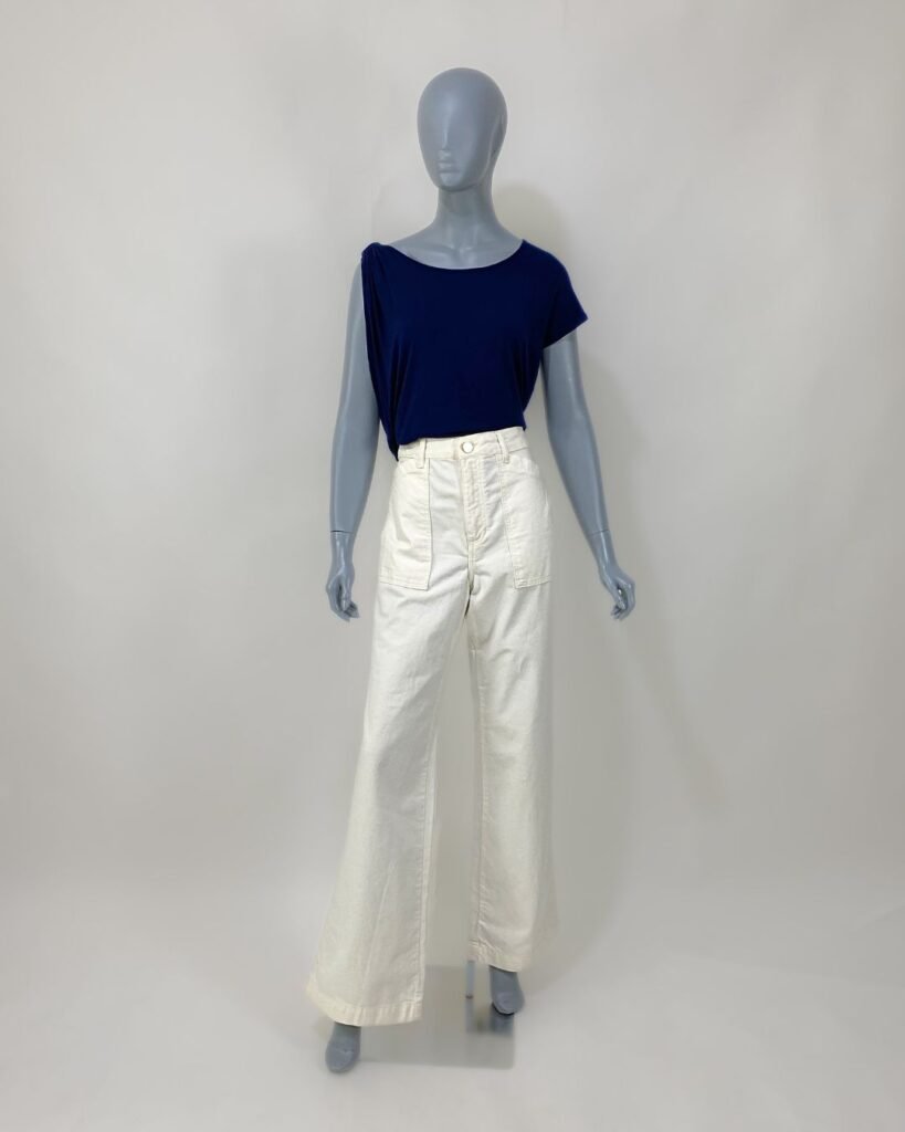 Calça jeans pantalona clara – Tam 40