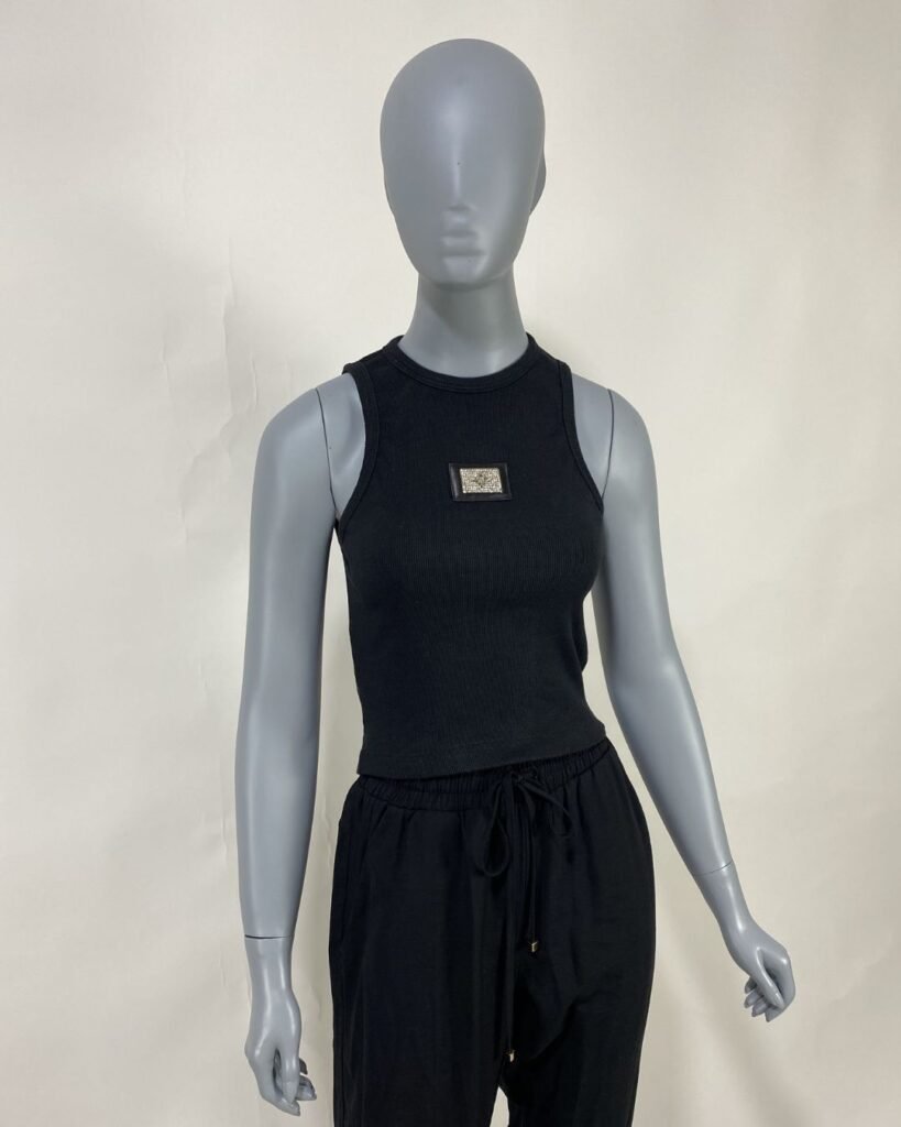 Blusa regata preta canelada – Tam P