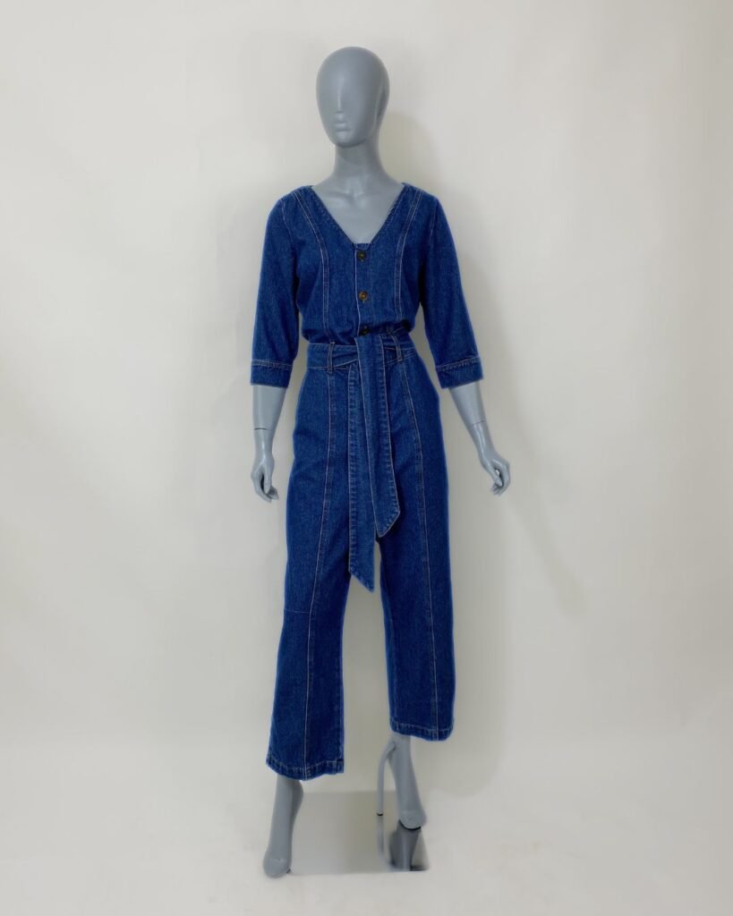 Macacão jeans com faixa – Tam M
