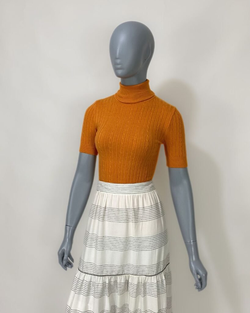 Blusa tricô gola alta – Tam M