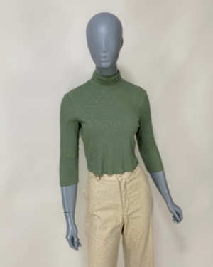 Blusa verde canelada gola alta - Tam M