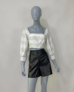 Short preto PU texturizado - Tam G